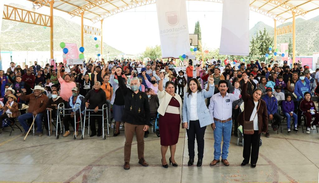 Habitantes de Melchor Ocampo se benefician con programas y servicios de ...