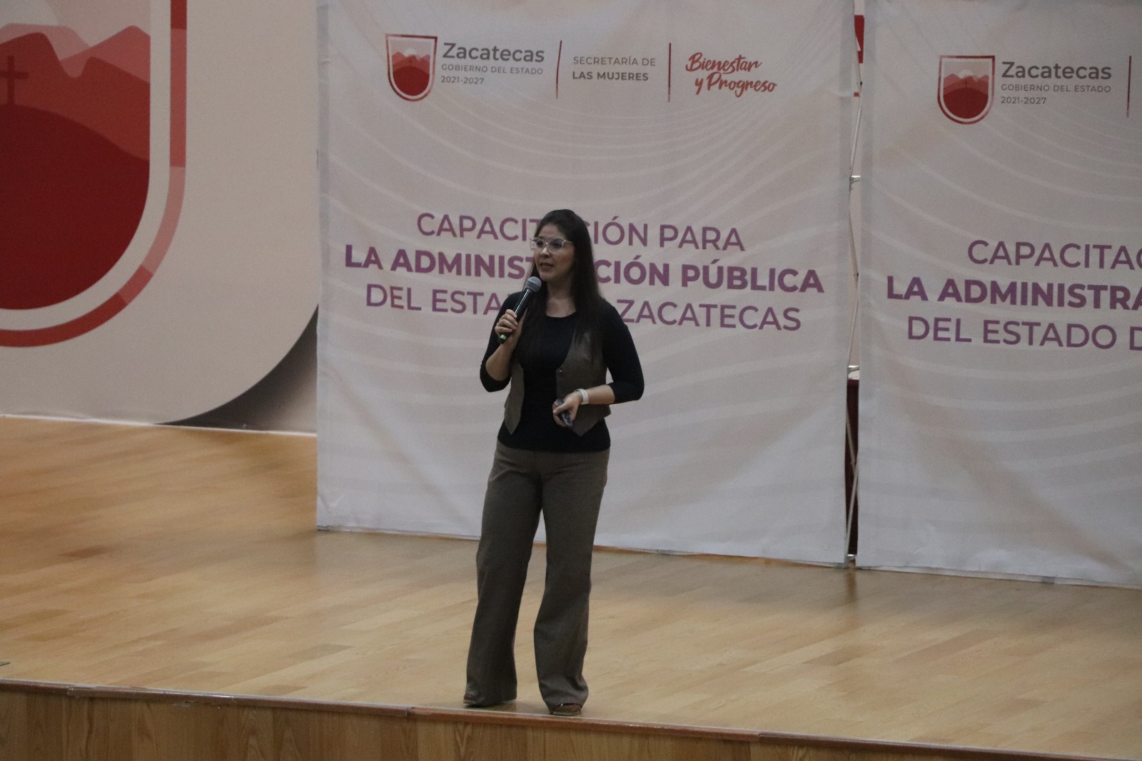 Capacita Gobierno de Zacatecas a servidoras y servidores públicos en ...