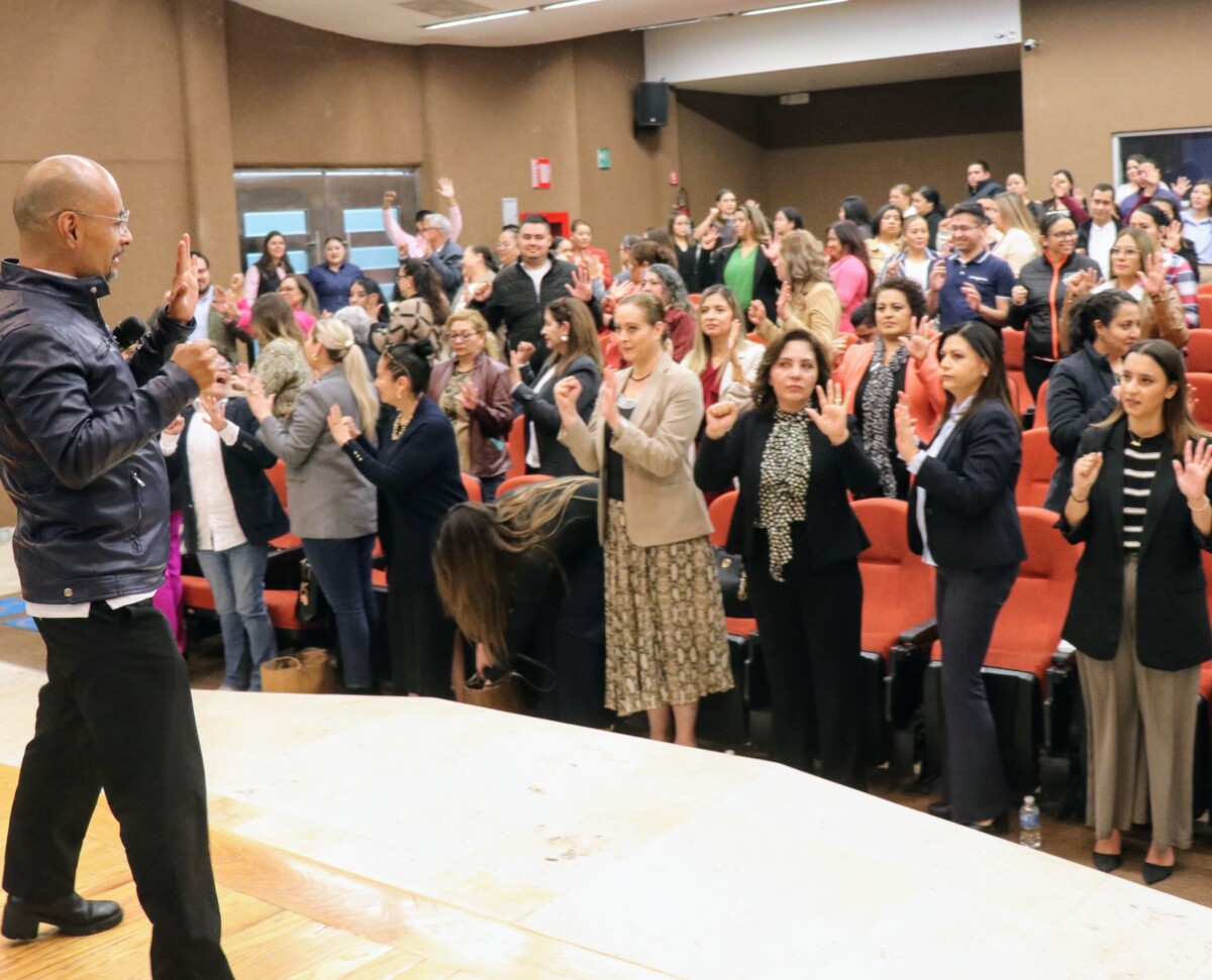 Brinda Gobierno de Zacatecas capacitación en materia de familia