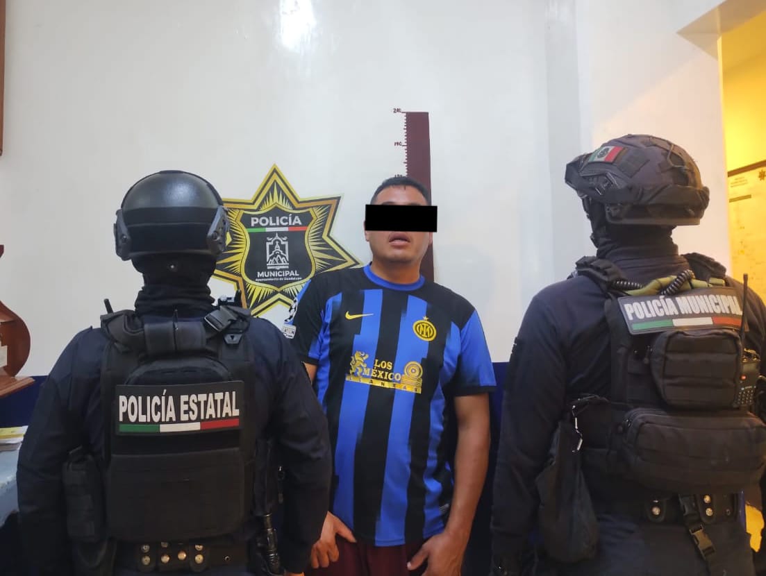 Detienen a masculino por violencia familiar y robo